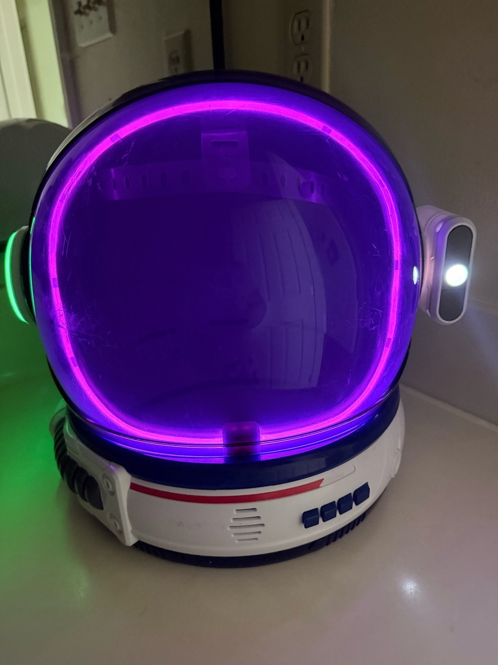 NASA Astronaut Helmet Light-Up LED Visor One Size White/Blue/Black talking